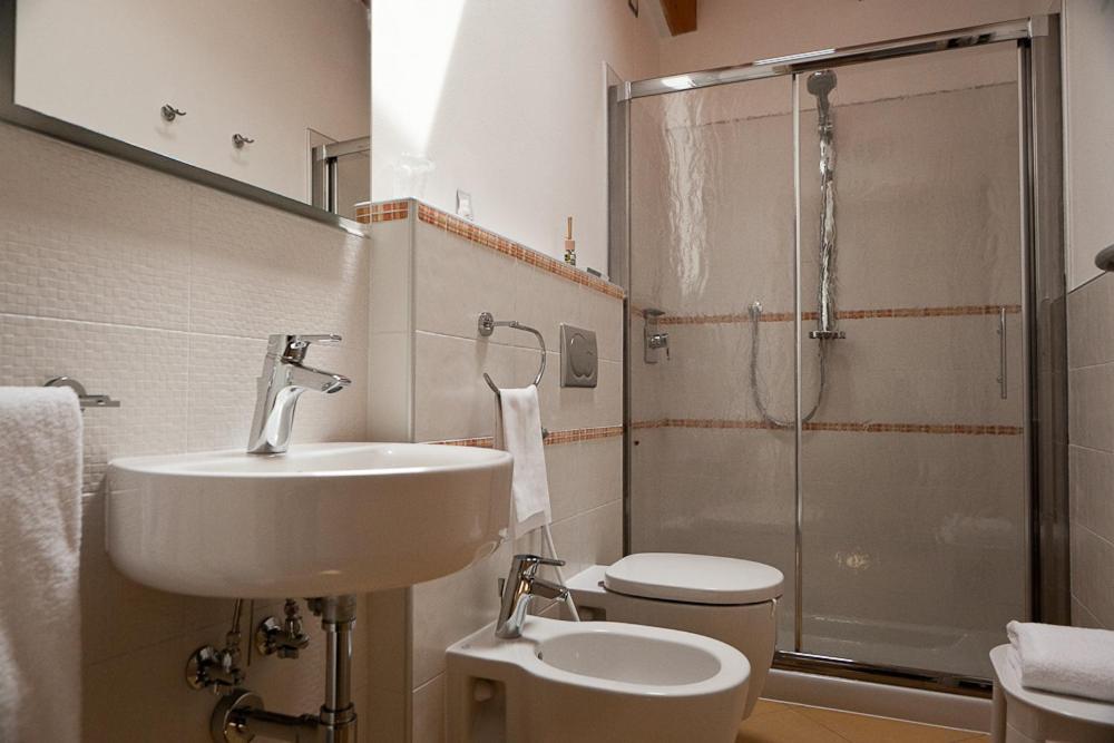 Ladino Room & Breakfast Ferrara Quarto foto